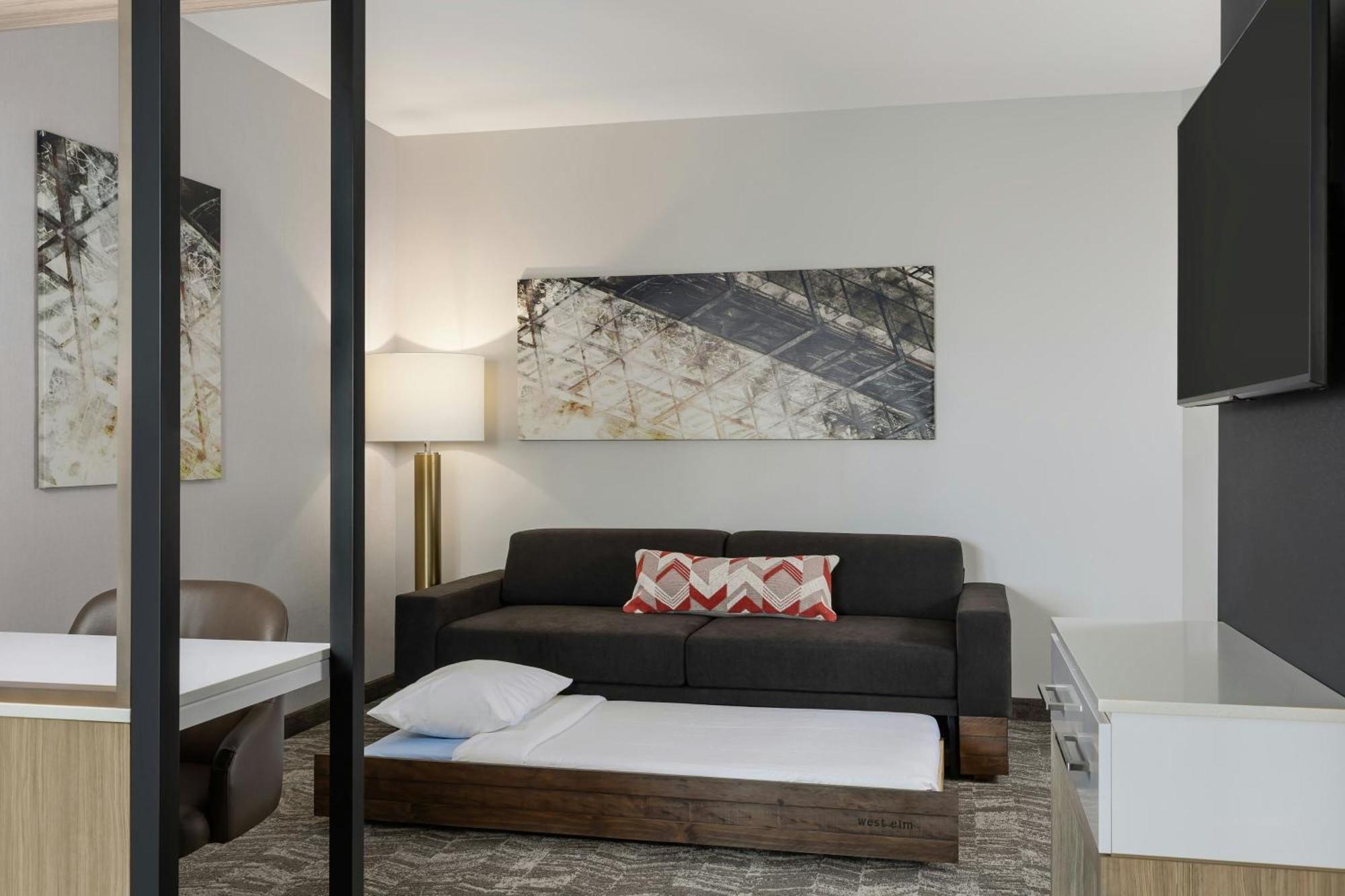 Springhill Suites By Marriott Fargo Exterior photo